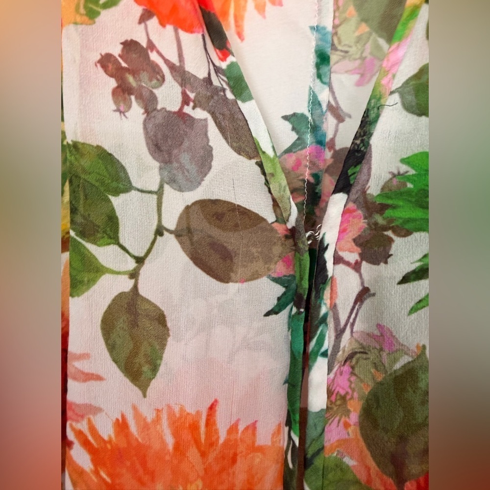 St. John Collection Silk Floral Kimono Blouse One Size - Picture 5 of 7